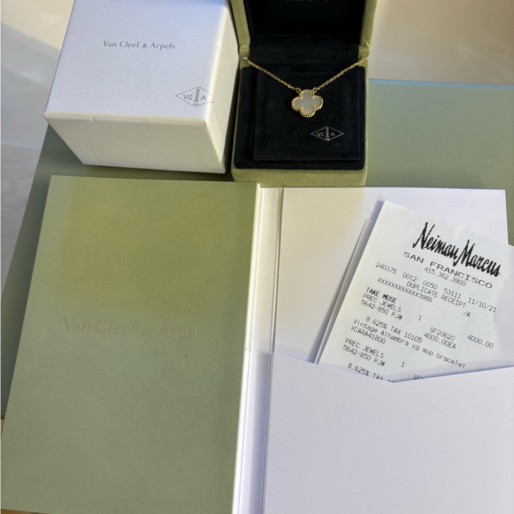 Van Cleef & Arpels Alhambra Necklace - Picture 8 of 8